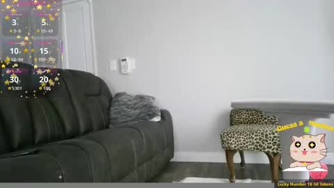 xodaniellesmith online show from November 12, 8:11 pm