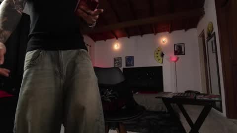   online show from October 21, 3:11 am