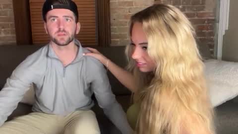 xoprincesspeachxo online show from April 9, 12:36 am