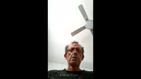 xoxo1964735408 online show from April 4, 11:50 pm