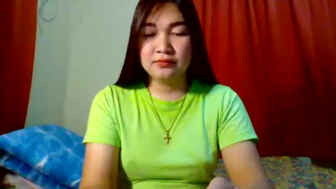 HI IM PAULINE online show from February 7, 1:36 am