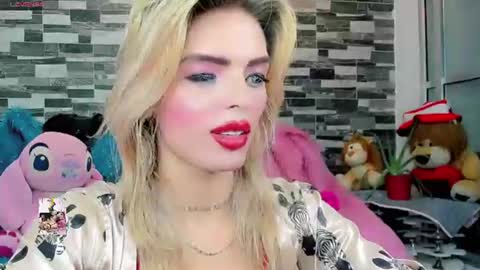 Femboy Exotic online show from July 28, 10:13 am