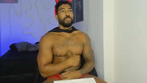 Stipp3r online show from October 29, 4:31 pm