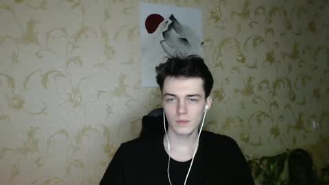 traqqq online show from April 13, 10:14 pm