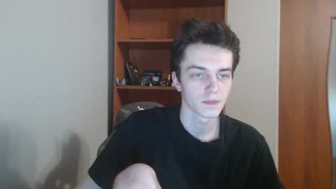 traqqq online show from October 24, 8:09 pm