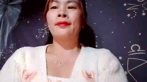 xuxulove00 online show from November 23, 11:52 am