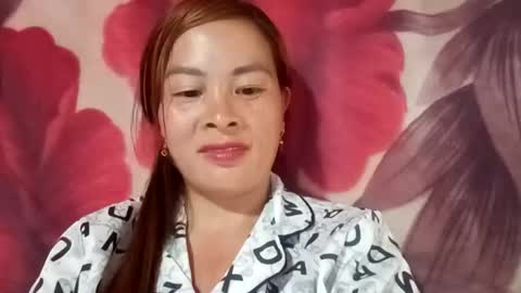 xuxulove00 online show from September 14, 5:43 am