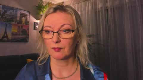 Vanessa online show from February 10, 6:11 pm