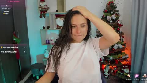 Amelie online show from December 17, 8:54 pm