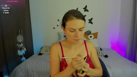 Amelie online show from December 6, 5:49 pm