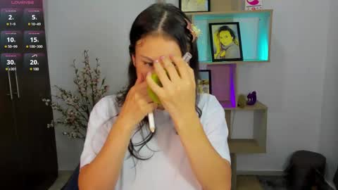 Amelie online show from February 9, 5:11 pm