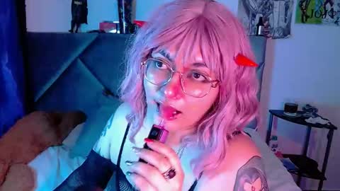 xxgreengoodxx online show from November 29, 11:45 pm