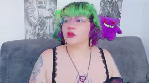 xxgreengoodxx online show from June 13, 7:02 pm