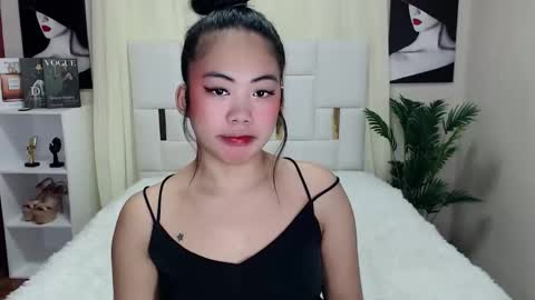 JUST CALL ME TINE online show from February 9, 9:17 pm