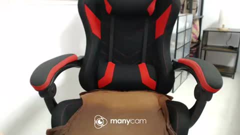  Kaycee  online show from February 20, 5:12 am