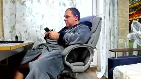 Snapshot of xxrojxx chatting on January 11, 11:23 am roki-- --  online show from January 11, 11:23 am