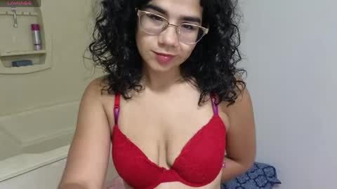 xxsexymami online show from June 4, 2:50 am
