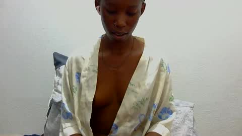 xxsexytalia28 online show from March 12, 7:14 pm