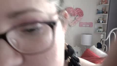 Strawberry Jane online show from February 28, 11:56 pm