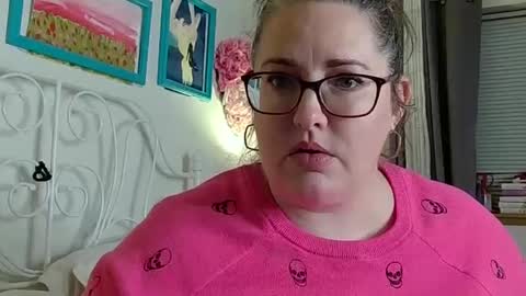 Strawberry Jane online show from January 20, 3:04 am