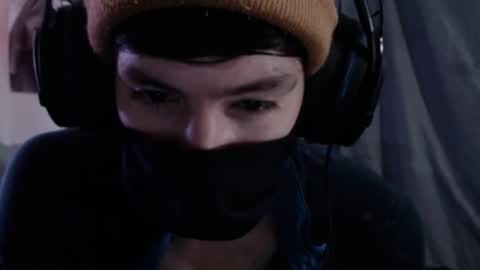 Snapshot of xxwhitefoxx chatting on September 18, 7:45 am David Fox online show from September 18, 7:45 am