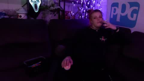 CaliRaeMaxXx online show from February 11, 10:25 am