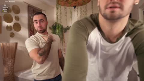     online show from October 13, 3:25 pm