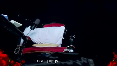 Mistress Scarlet Igmiss scarlet978 online show from March 29, 5:42 am