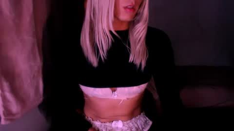 Chiara online show from June 11, 6:11 am