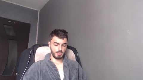 xxxdonpuiuuxxx online show from November 12, 9:55 am