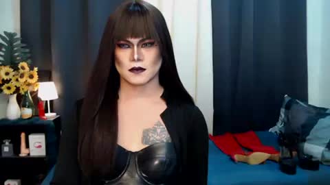 QueenMarina online show from October 2, 9:08 am