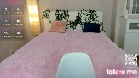 Lina online show from October 3, 9:06 am