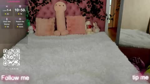 Lina online show from November 20, 5:10 pm