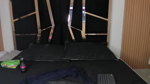 Yahaira online show from March 19, 3:06 pm