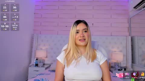 Yakeline online show from December 13, 1:26 am