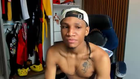yandi_hot online show from February 6, 1:58 pm