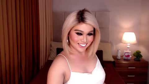 Allisonn online show from March 1, 9:48 pm