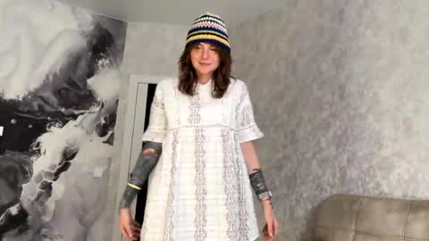 Yanny online show from May 22, 7:59 am