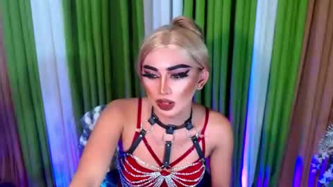 miss yasii online show from September 12, 5:59 pm