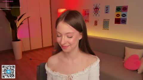 Yasmin online show from June 20, 7:03 am