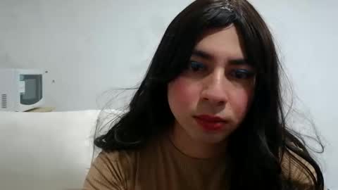 Yasmin Paez online show from April 5, 1:24 am