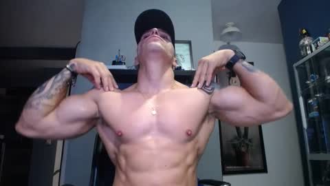 Snapshot of yatho_ chatting on September 24, 1:12 am yahto online show from September 24, 1:12 am