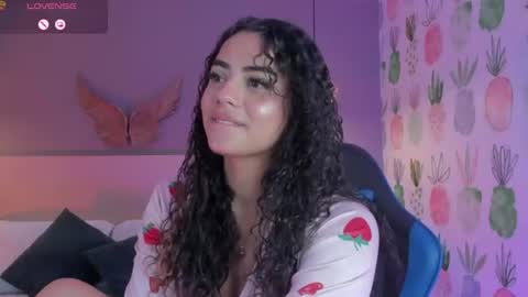 yaya23x online show from June 25, 2:22 pm