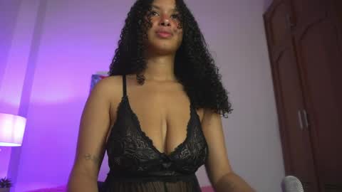 yayoi_cresp18 online show from May 21, 7:20 pm