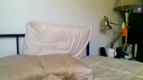 yeah_baby6988 online show from August 2, 5:04 pm
