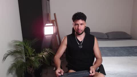 yeff online show from February 8, 12:14 am