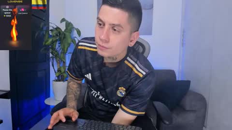 YEIKO ROMERO online show from November 4, 5:47 pm