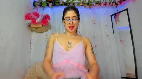 YELINA online show from January 13, 1:57 am