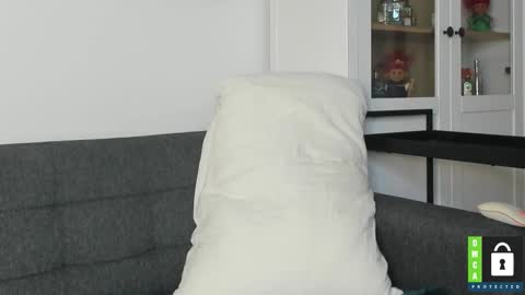 Yen online show from December 1, 6:39 pm