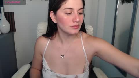 Yenni online show from February 5, 10:35 pm